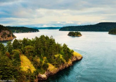 "vista of land and water at Deception Pass in Washington state"