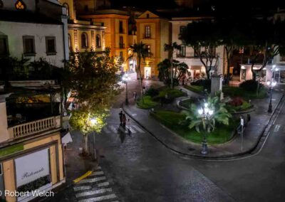 Piazza Sant' Antonino at night